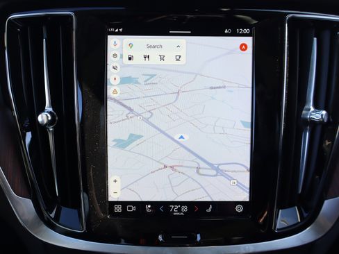 Certified 2025 Volvo V60 B5 Cross Country Plus image 25