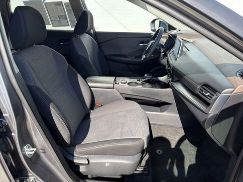 Used 2023 Nissan Rogue SV AWD/4WD image 25