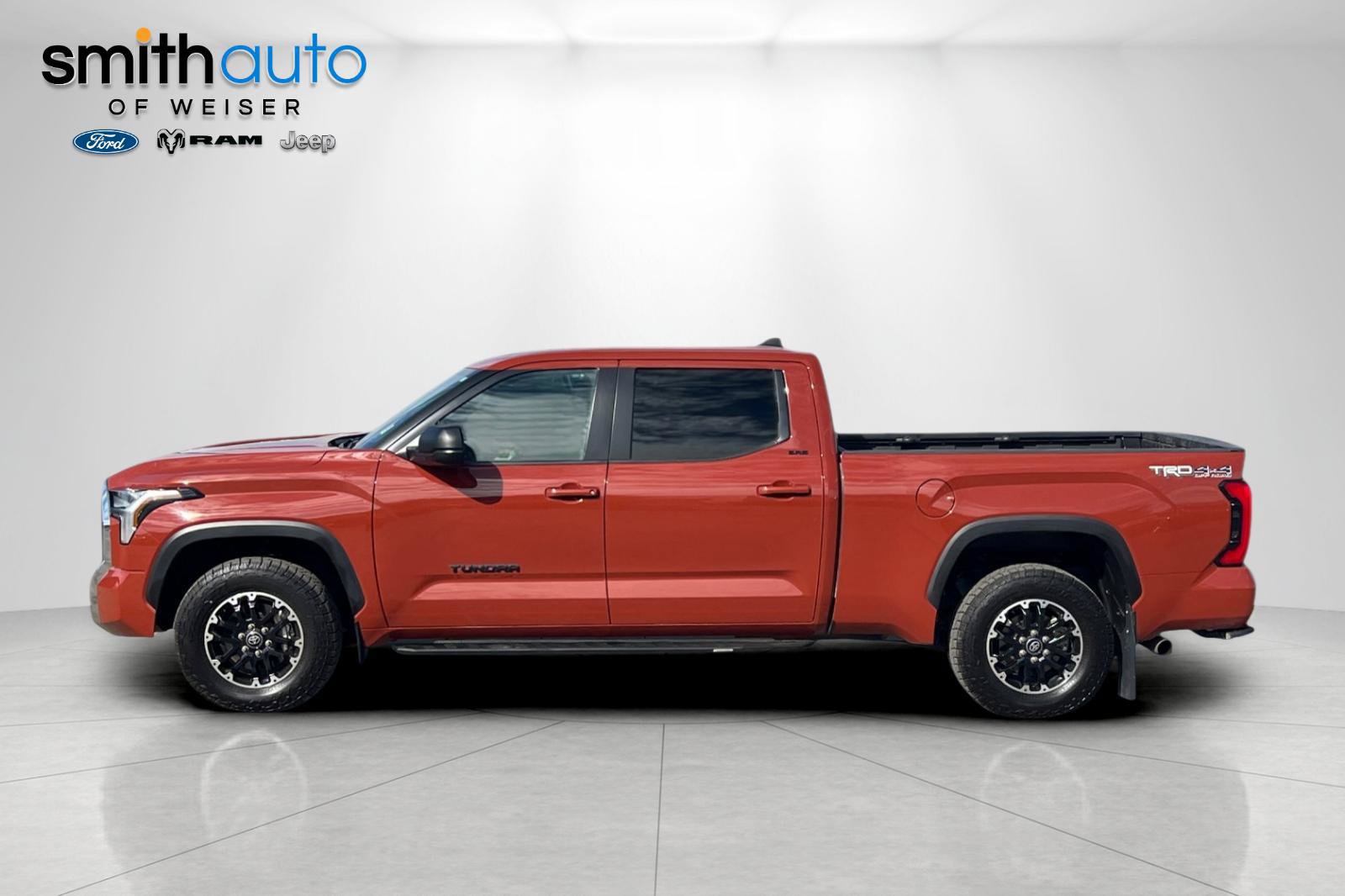 Used 2025 Toyota Tundra SR5 w/ TRD Off-Road Package AWD/4WD image 8