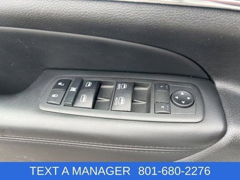 Used 2022 Jeep Grand Cherokee Limited AWD/4WD image 15