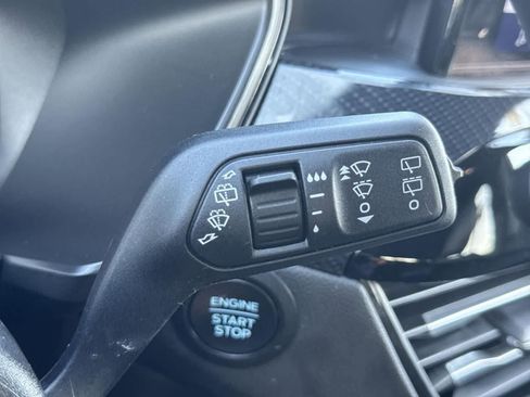 Used 2024 Ford Escape ST-Line image 24