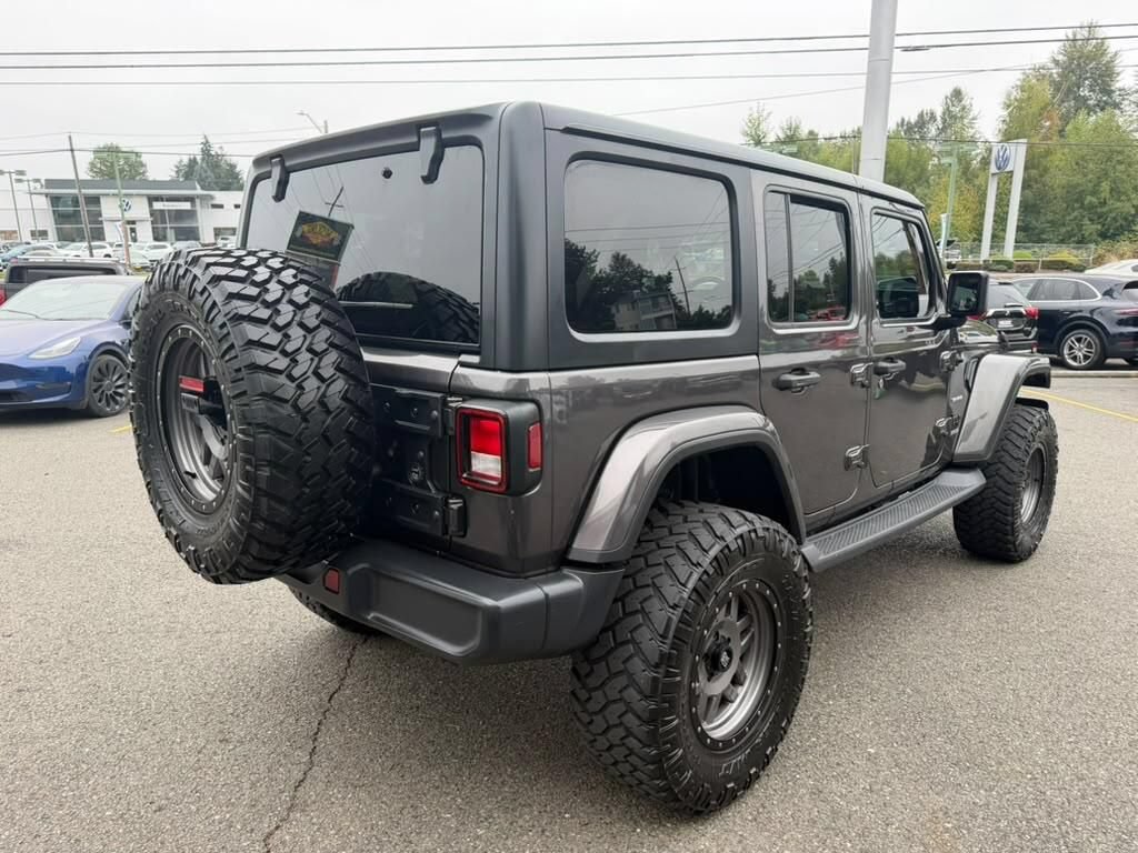 Used 2019 Jeep Wrangler Unlimited Sahara AWD/4WD image 7