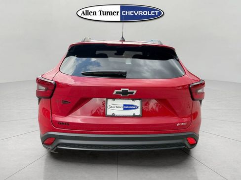 New 2026 Chevrolet Trax RS FWD image 5