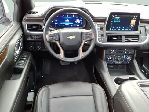 Used 2024 Chevrolet Tahoe High Country w/ Premium Package AWD/4WD image 21
