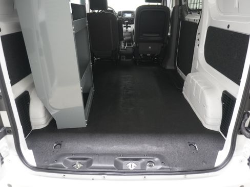 Used 2017 Chevrolet City Express LT w/ Technology Package FWD image 22