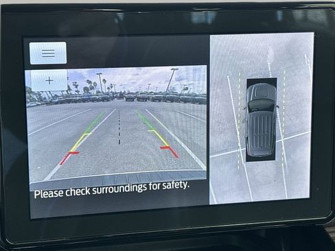 Used 2022 Ford Explorer Limited image 24