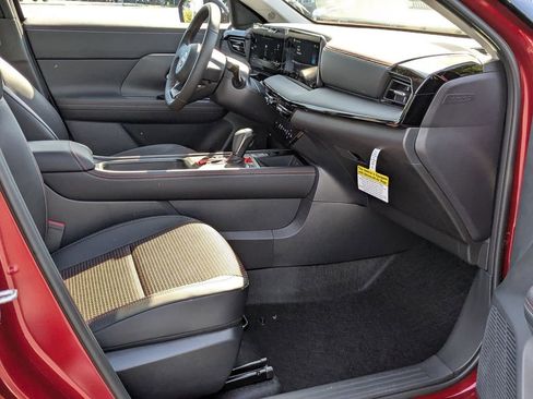 New 2026 Nissan Kicks SR w/ Cold Weather Package image 20