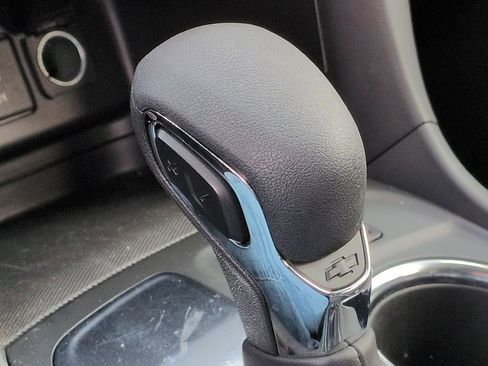 Used 2023 Chevrolet Equinox LT image 15