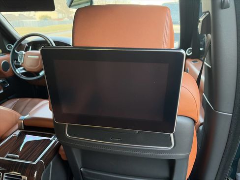 Used 2017 Land Rover Range Rover Long Wheelbase Autobiography image 24