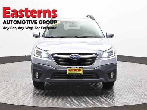 Used 2022 Subaru Outback Premium AWD/4WD image 2