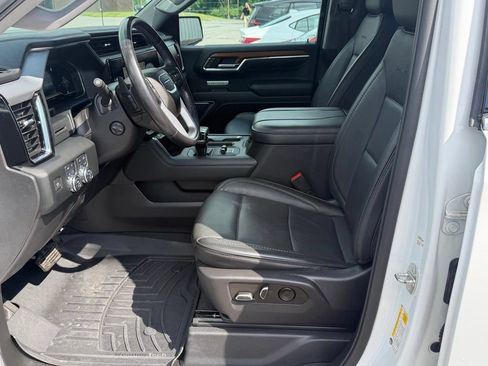 Used 2023 GMC Sierra 1500 Denali AWD/4WD image 16
