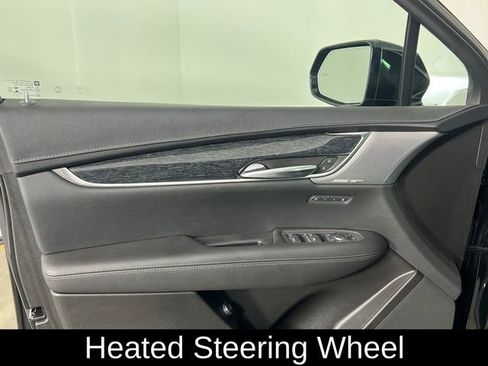 Used 2022 Cadillac XT5 Premium Luxury w/ Technology Package image 16