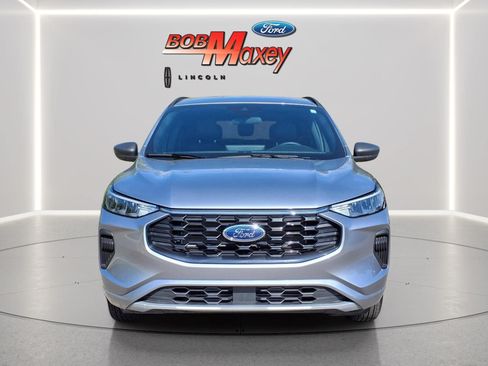 Certified 2024 Ford Escape ST-Line w/ Tech Pack #1 AWD/4WD image 2