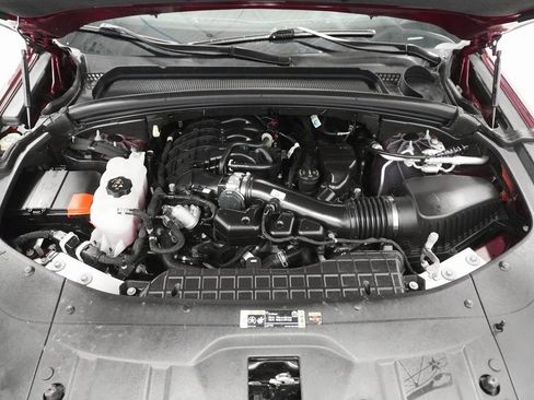 Certified 2024 Jeep Grand Cherokee Laredo image 8