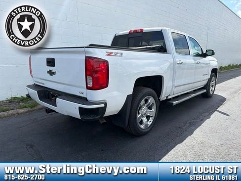 Used 2017 Chevrolet Silverado 1500 LTZ Z71 w/ LTZ Plus Package AWD/4WD image 5
