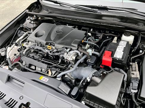 Used 2024 Toyota Camry SE w/ Cold Weather Package image 34