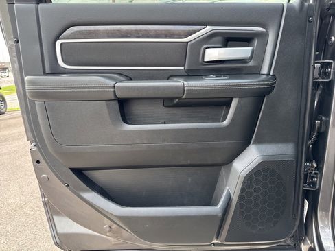 Used 2024 RAM 3500 SLT w/ Quick Order Package 2YG SLT image 23