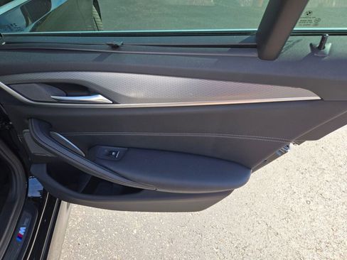 Used 2018 BMW 530i xDrive 530i xDrive image 8