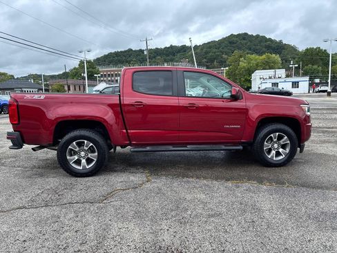 Used 2019 Chevrolet Colorado Z71 AWD/4WD image 6