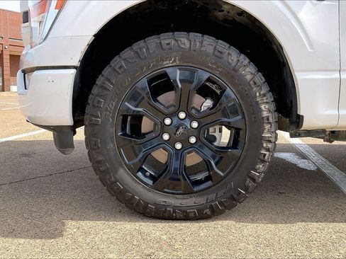 Used 2022 Ford F150 XL w/ STX Black Appearance Package AWD/4WD image 8