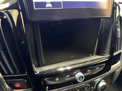 Used 2023 Chevrolet Traverse LT w/ LPO, Floor Liner Package image 20