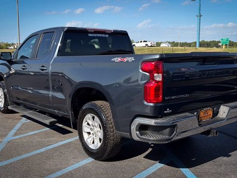 Used 2019 Chevrolet Silverado 1500 LT w/ All-Star Edition AWD/4WD image 10