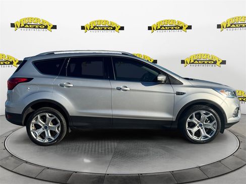 Used 2019 Ford Escape Titanium image 6