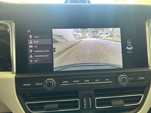 Used 2021 Porsche Macan S AWD/4WD image 9