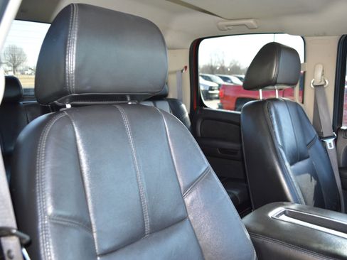 Used 2007 Chevrolet Silverado 1500 LTZ w/ Max Trailering Pack image 19