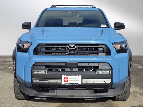 Certified 2025 Toyota 4Runner SR5 image 8