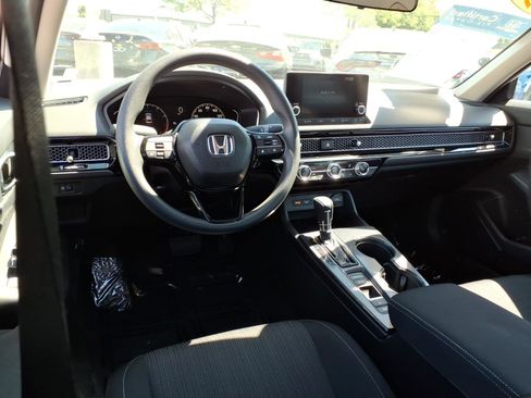 Certified 2023 Honda Civic LX image 5