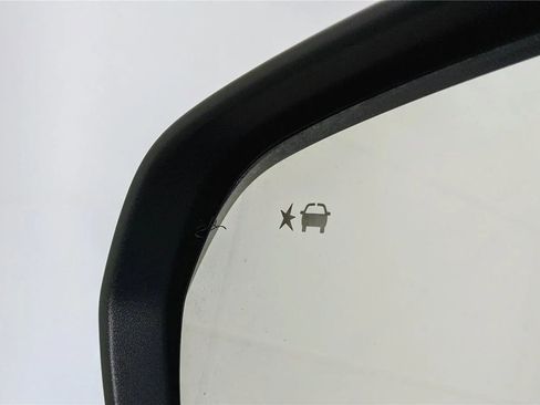 Used 2021 Chevrolet TrailBlazer LT w/ Convenience Package image 31