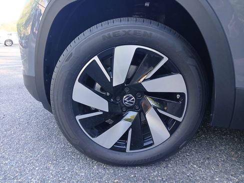 New 2026 Volkswagen Atlas Cross Sport SE AWD/4WD image 25