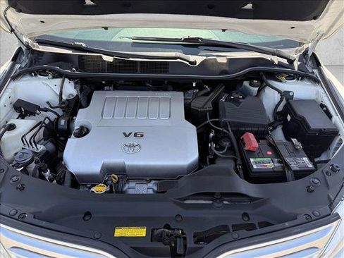 Used 2010 Toyota Venza image 23