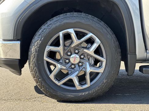 Used 2023 GMC Sierra 1500 SLT w/ SLT Premium Package image 13