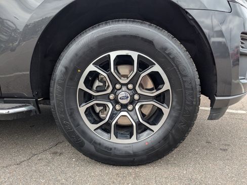 Used 2023 Ford Expedition Max XLT image 10