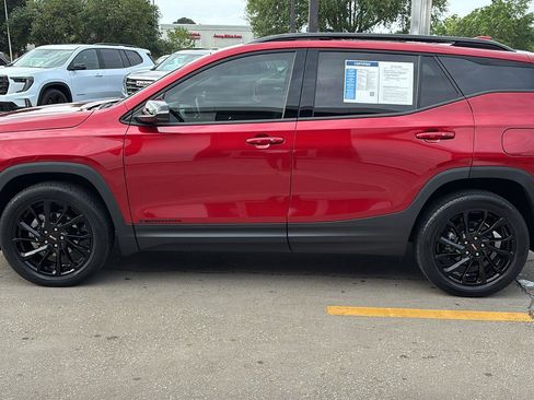 Certified 2024 GMC Terrain SLT w/ Elevation Edition AWD/4WD image 4