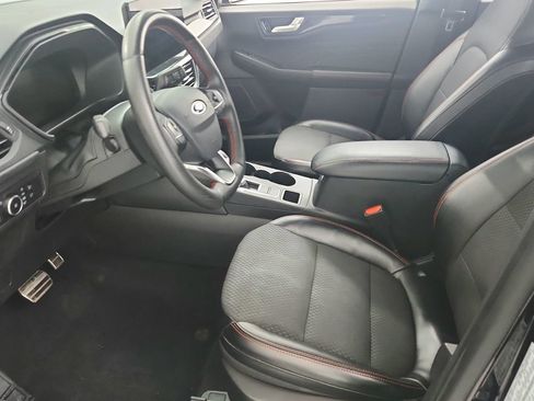 Used 2023 Ford Escape ST-Line Select w/ Tech Pack #1 AWD/4WD image 18