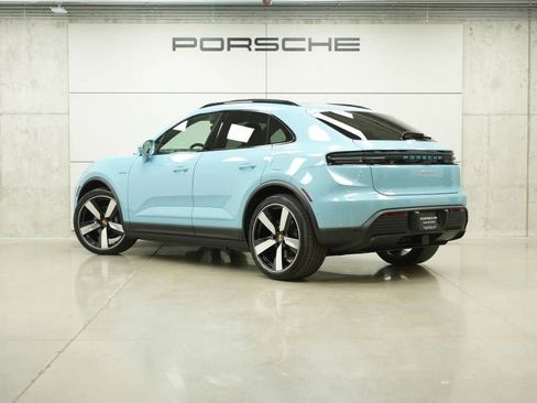 New 2026 Porsche Macan 4 Electric AWD/4WD image 3
