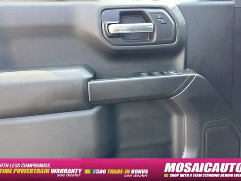 Used 2024 Chevrolet Silverado 1500 Custom Trail Boss w/ Dark Appearance Package AWD/4WD image 21