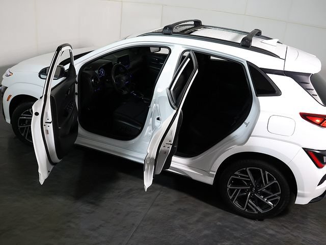 Used 2023 Hyundai Kona N Line AWD/4WD image 5