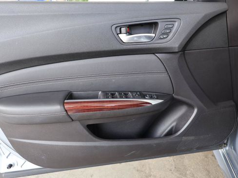 Used 2016 Acura TLX V6 FWD image 35