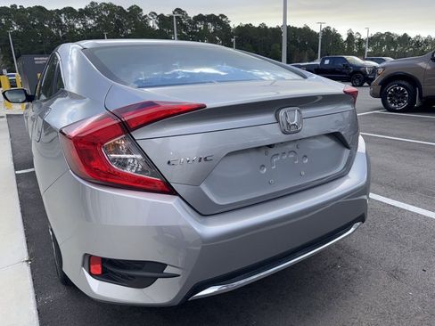 Used 2019 Honda Civic LX image 3