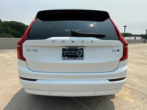 Certified 2023 Volvo XC90 B6 Core w/ Climate Package AWD/4WD image 7