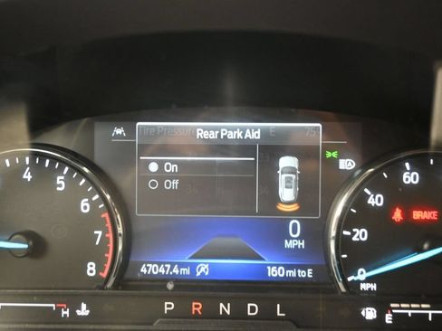 Used 2023 Ford Explorer XLT w/ Equipment Group 202A AWD/4WD image 36
