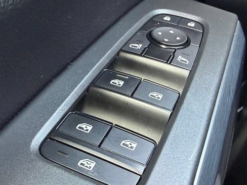 Used 2023 Nissan Pathfinder Rock Creek AWD/4WD image 21