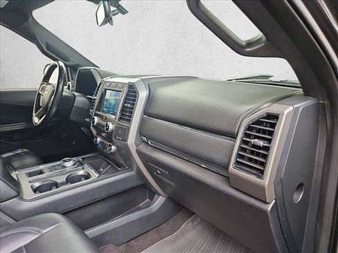 Used 2021 Ford Expedition XLT RWD image 20