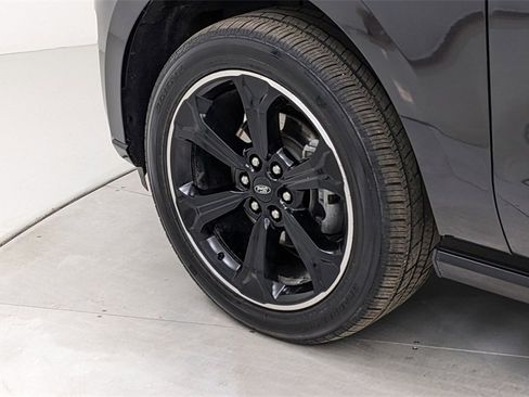 Certified 2022 Ford Expedition Max Limited image 5