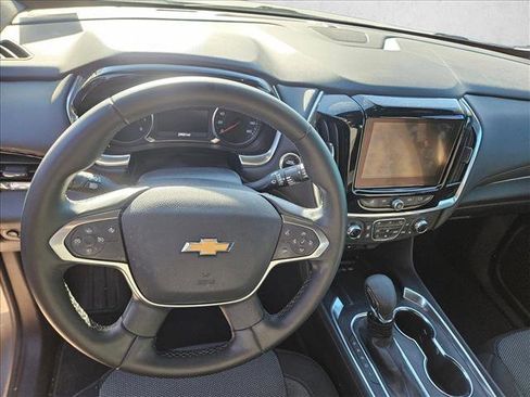 Certified 2023 Chevrolet Traverse LT image 14