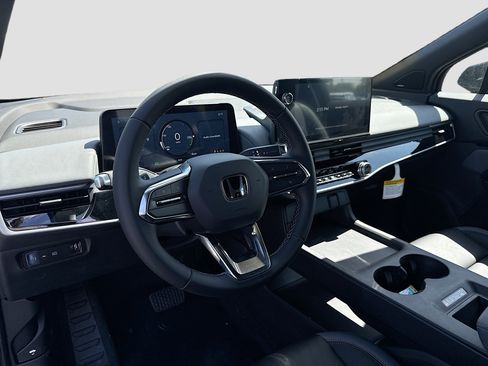 New 2026 Honda Prologue Touring image 9